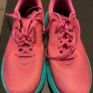 S-20 Hoka Rincon 3 size 9.5B Pink and Teal Athletic Shoes